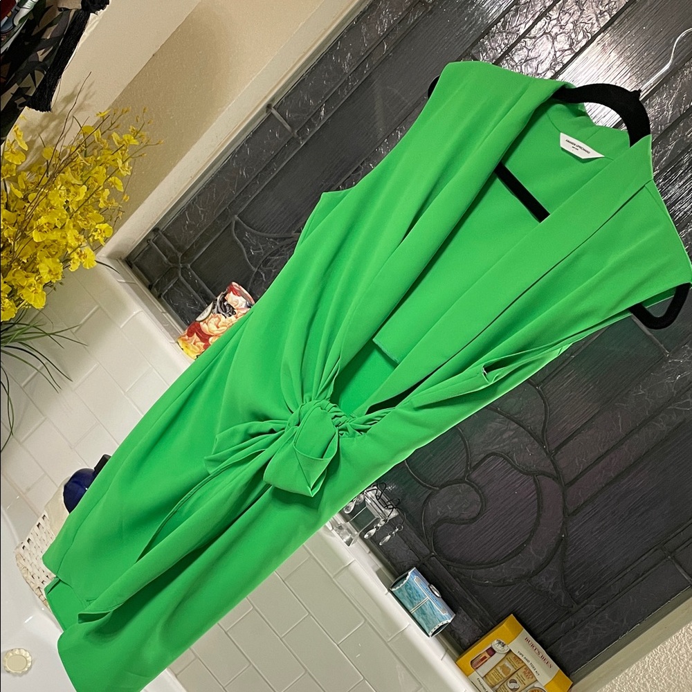 Amanda Uprichard Dress. New w/o tags. Pristine no flaws. Size Large